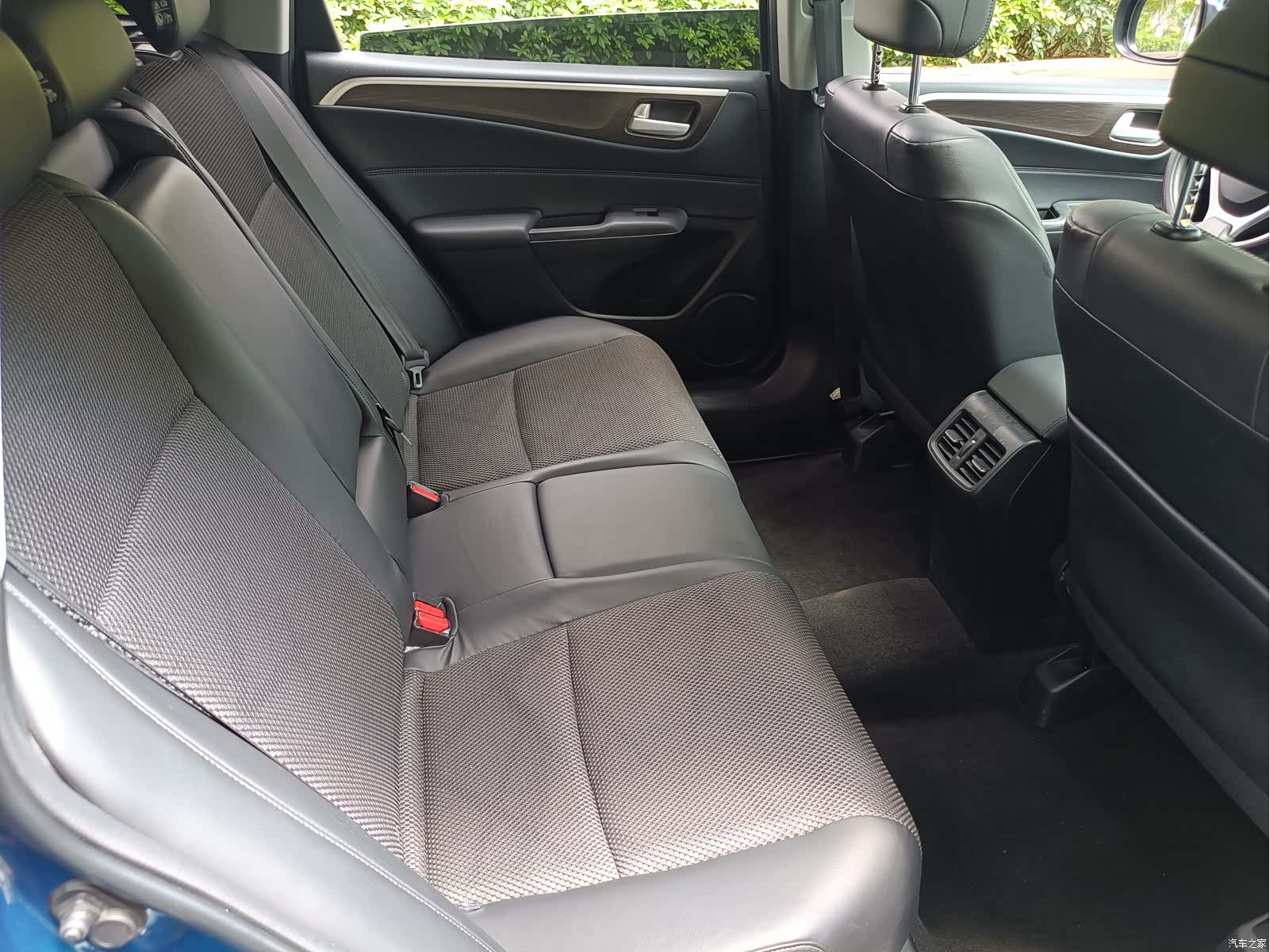 Honda Jade, 2016 11