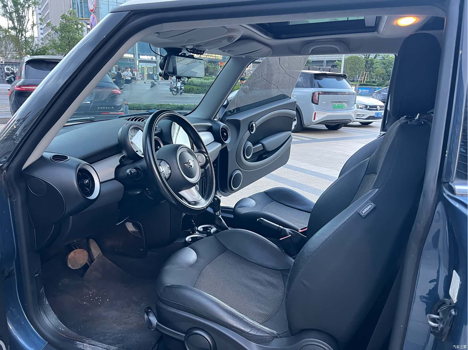Mini Cooper, 2010 6