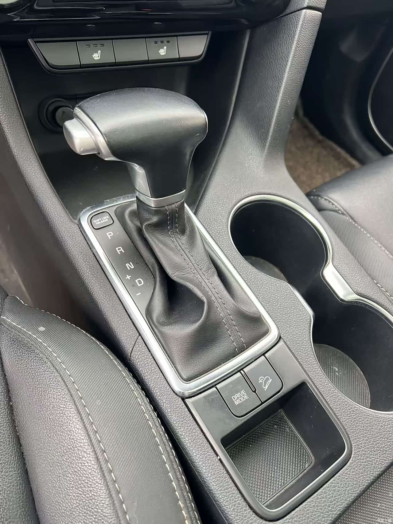 Kia KX5, 2017 11
