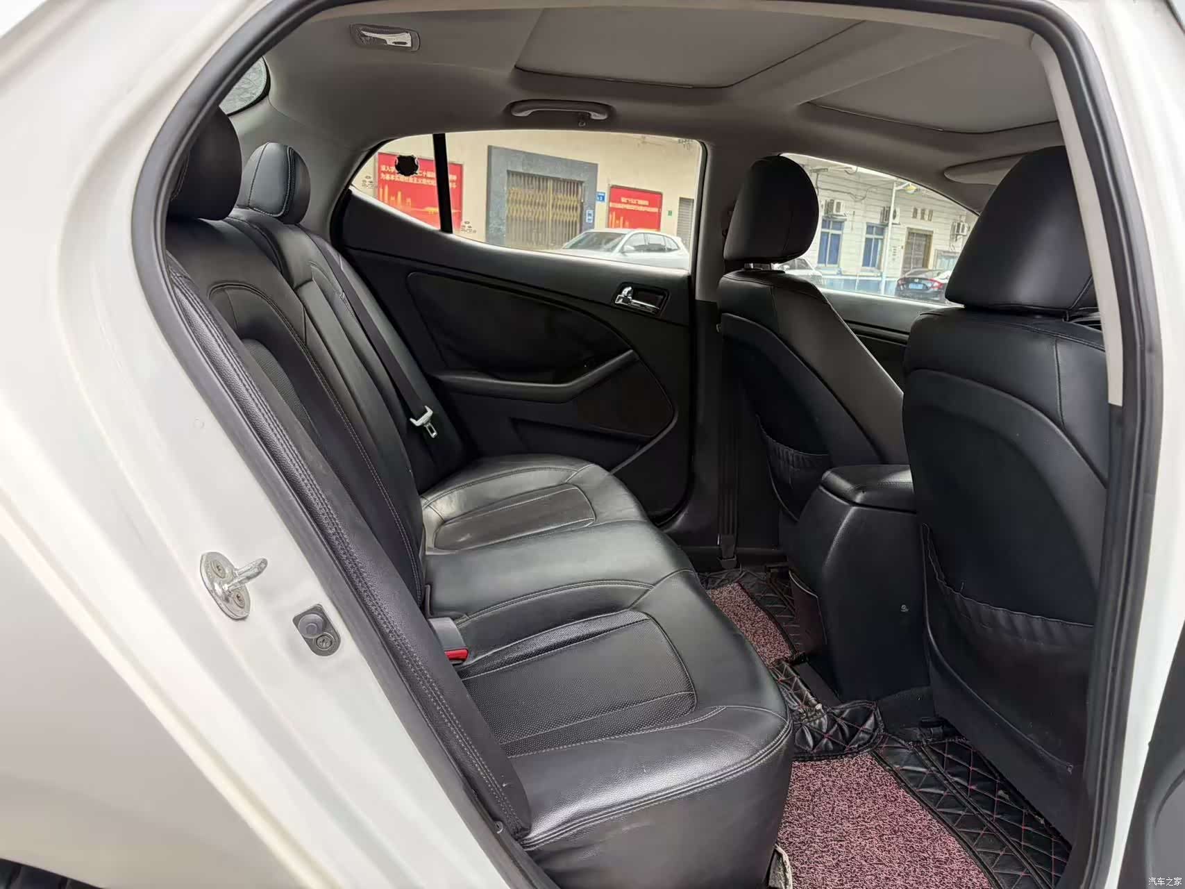 Kia K5, 2013 11