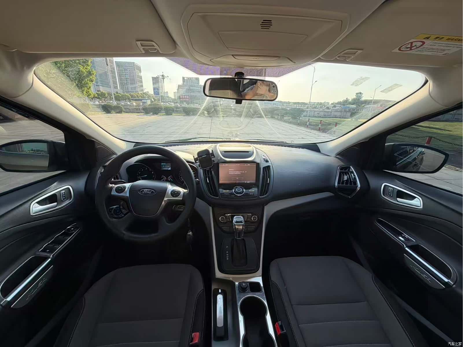 Ford Kuga, 2015 6