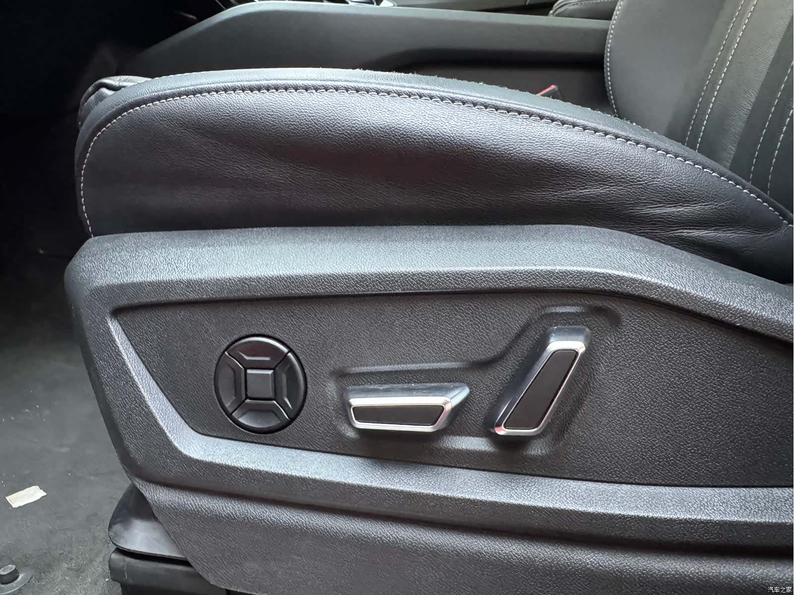 Audi Q6, 2023 18