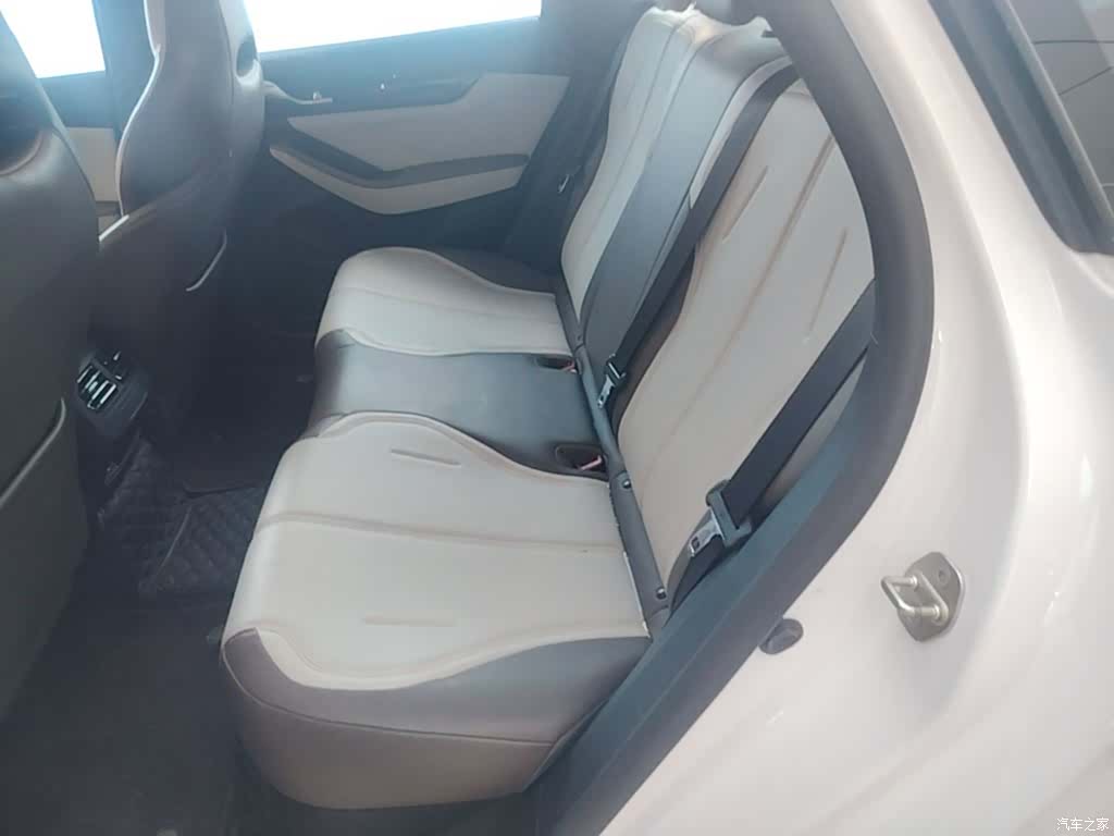 BYD Qin, 2023 17