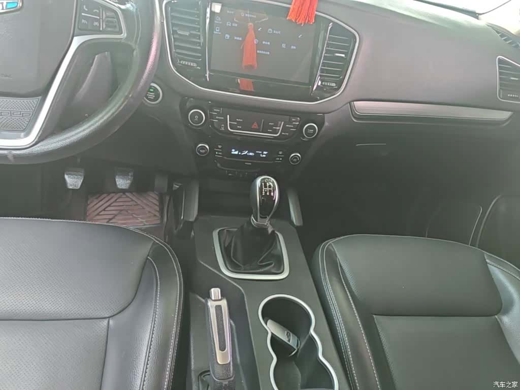 Geely X6, 2017 14