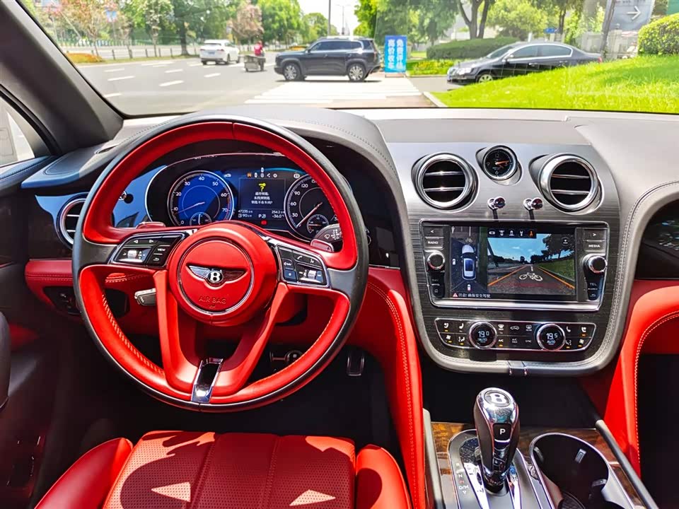 Bentley Tim Yue Bentley Tim Yue