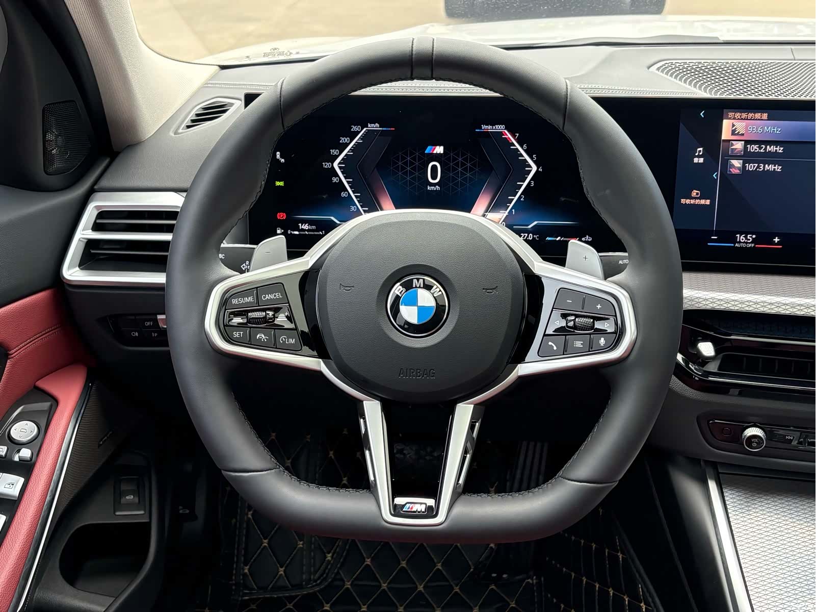 BMW 3 Series, 2025 все фото