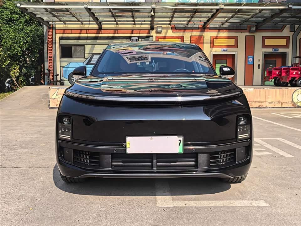 Li Auto Ideal L8