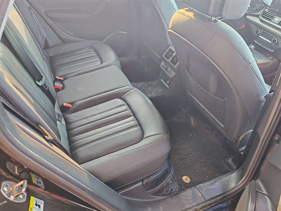 Audi Q5L Audi Q5L