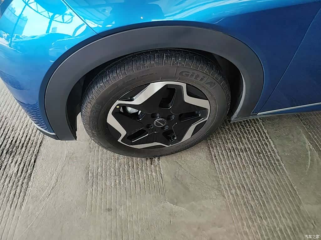 BYD Dolphin, 2023 23
