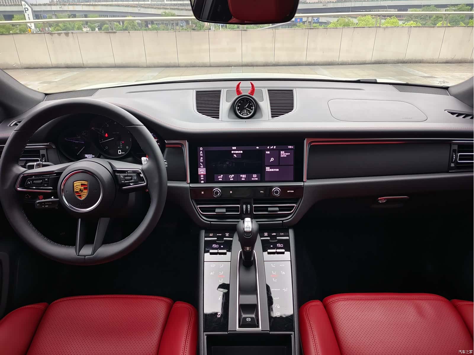 Porsche Macan, 2024 14