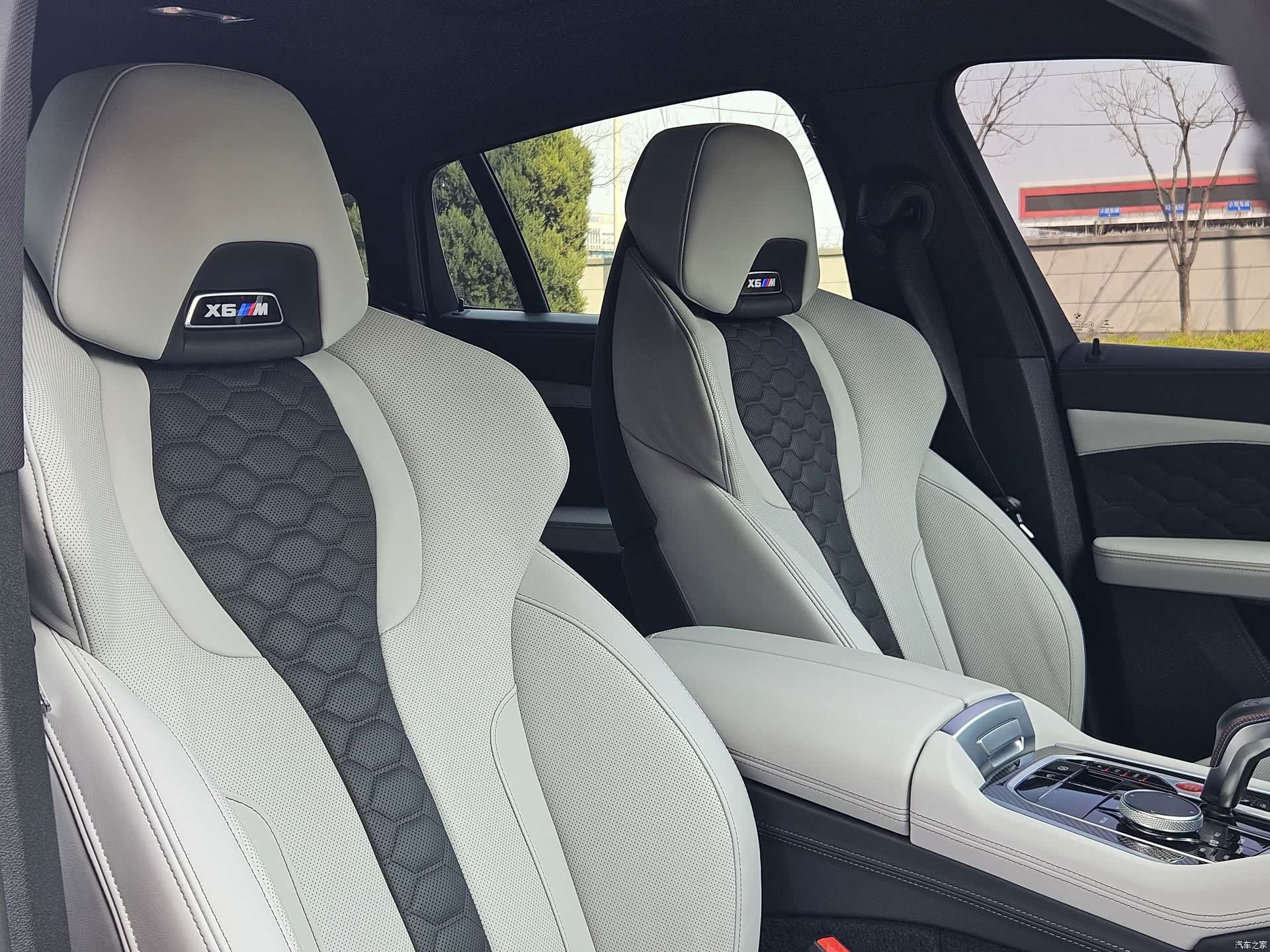 BMW X6, 2023 11