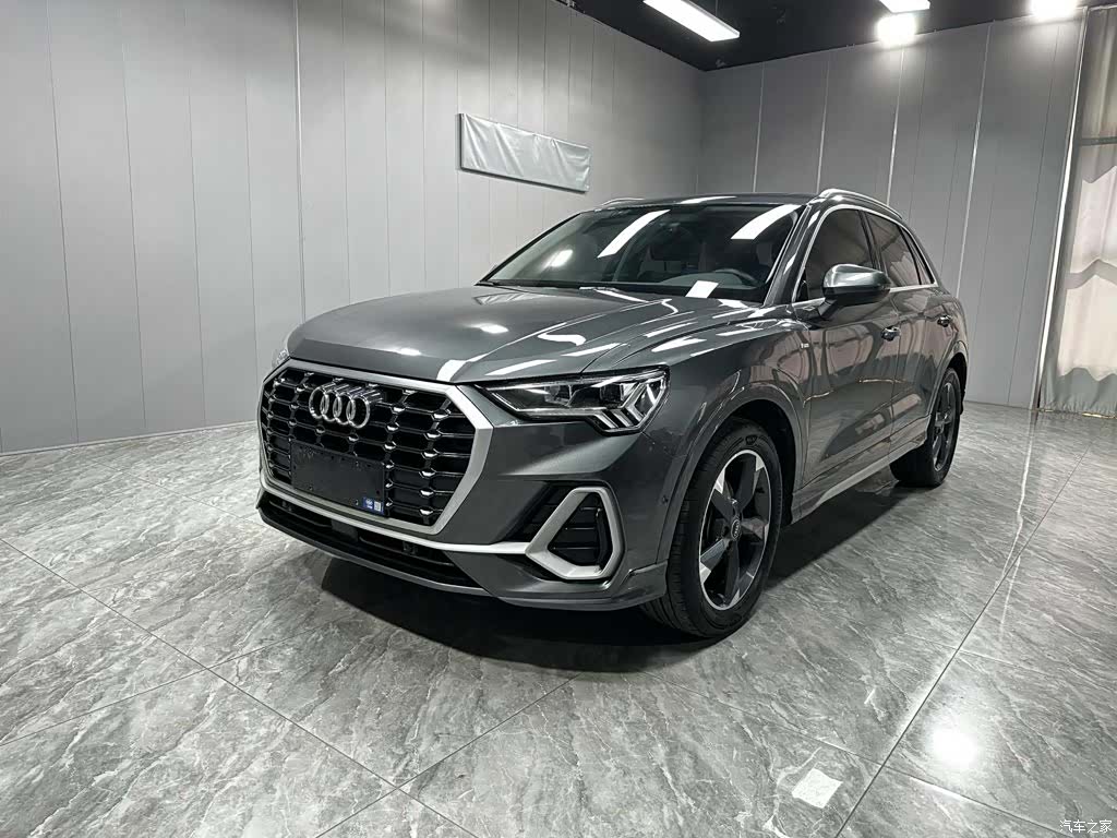 Audi Q3, 2022 1
