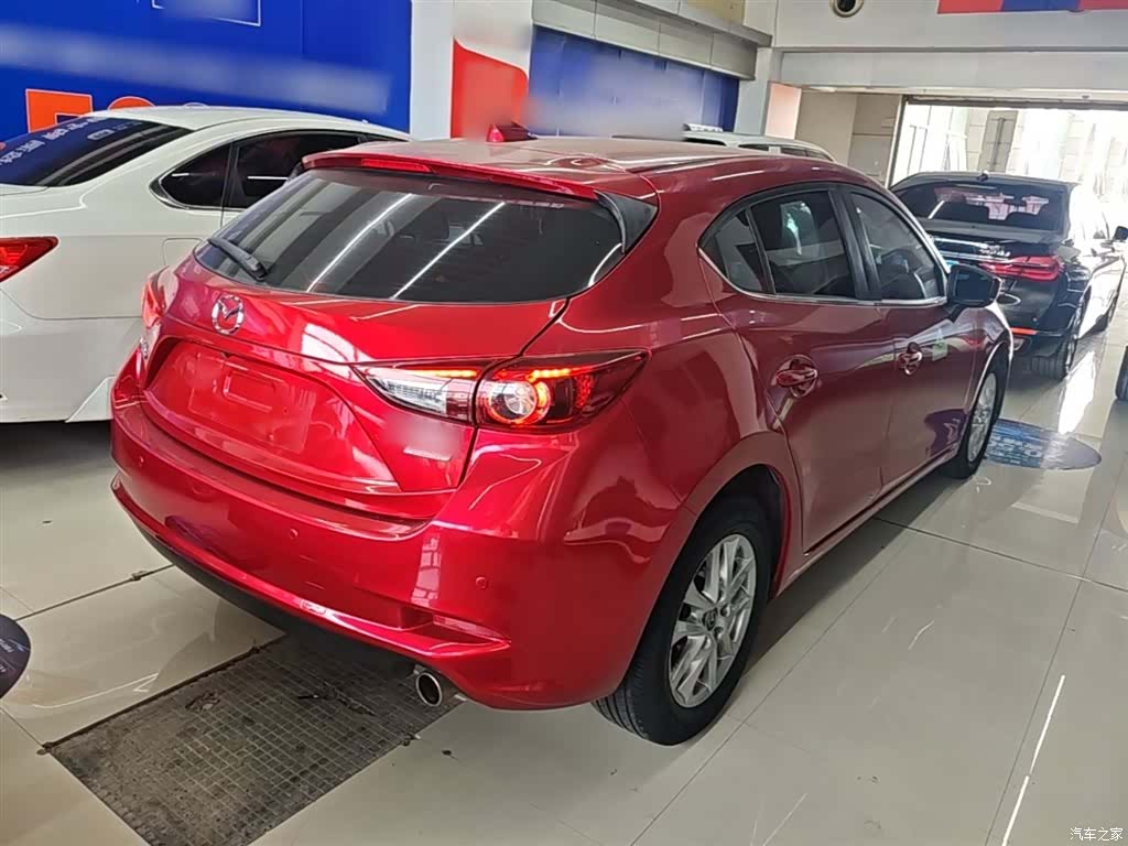 Mazda Mazda3, 2017 7
