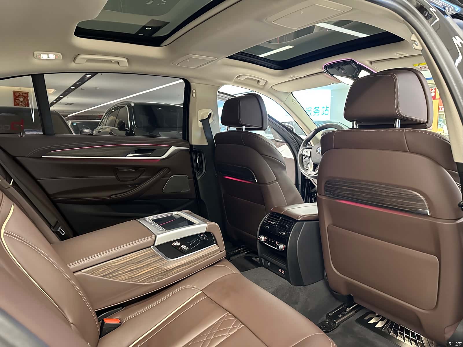BMW 5 Series, 2020 16