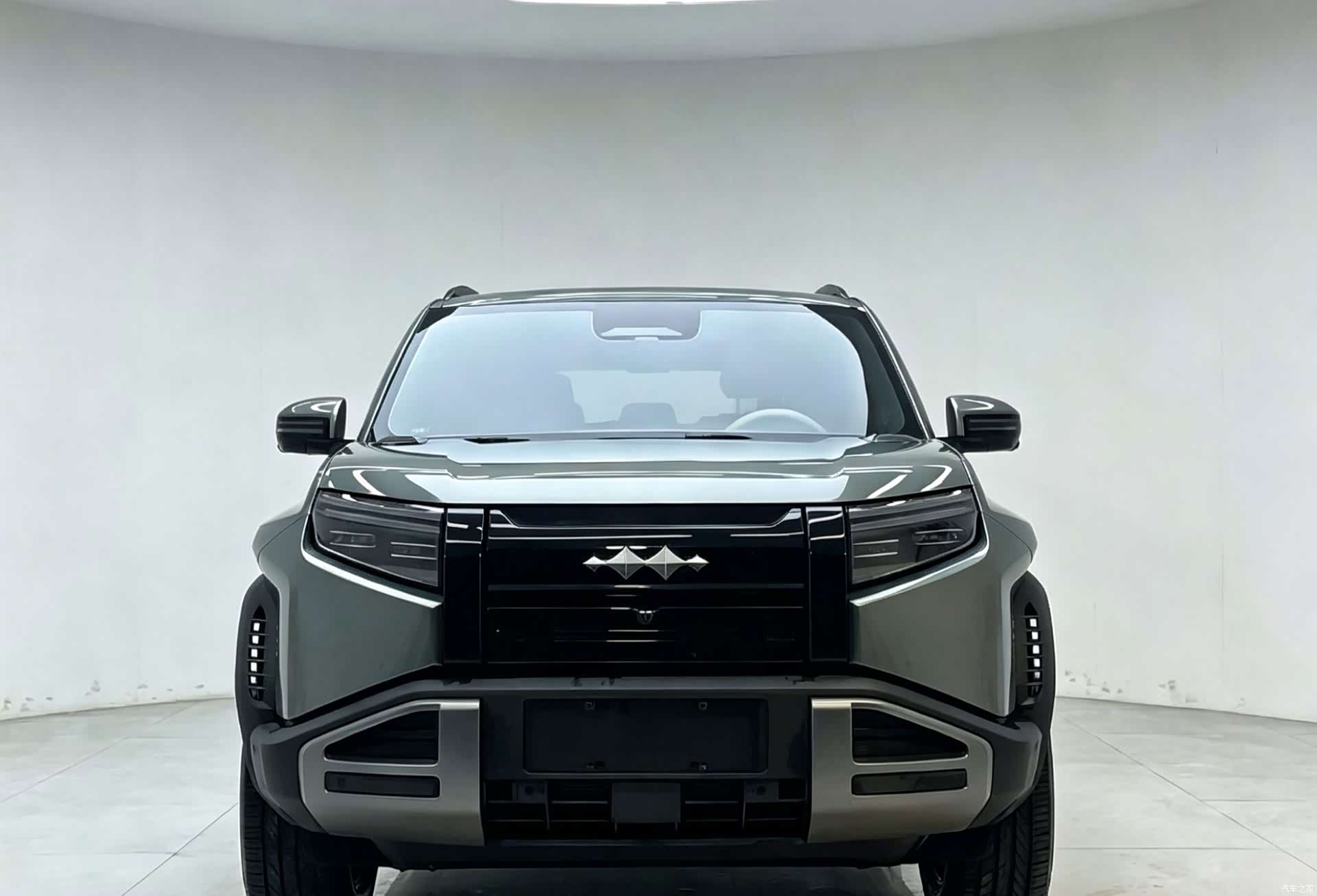 Fang Cheng Bao 3, 2025 2