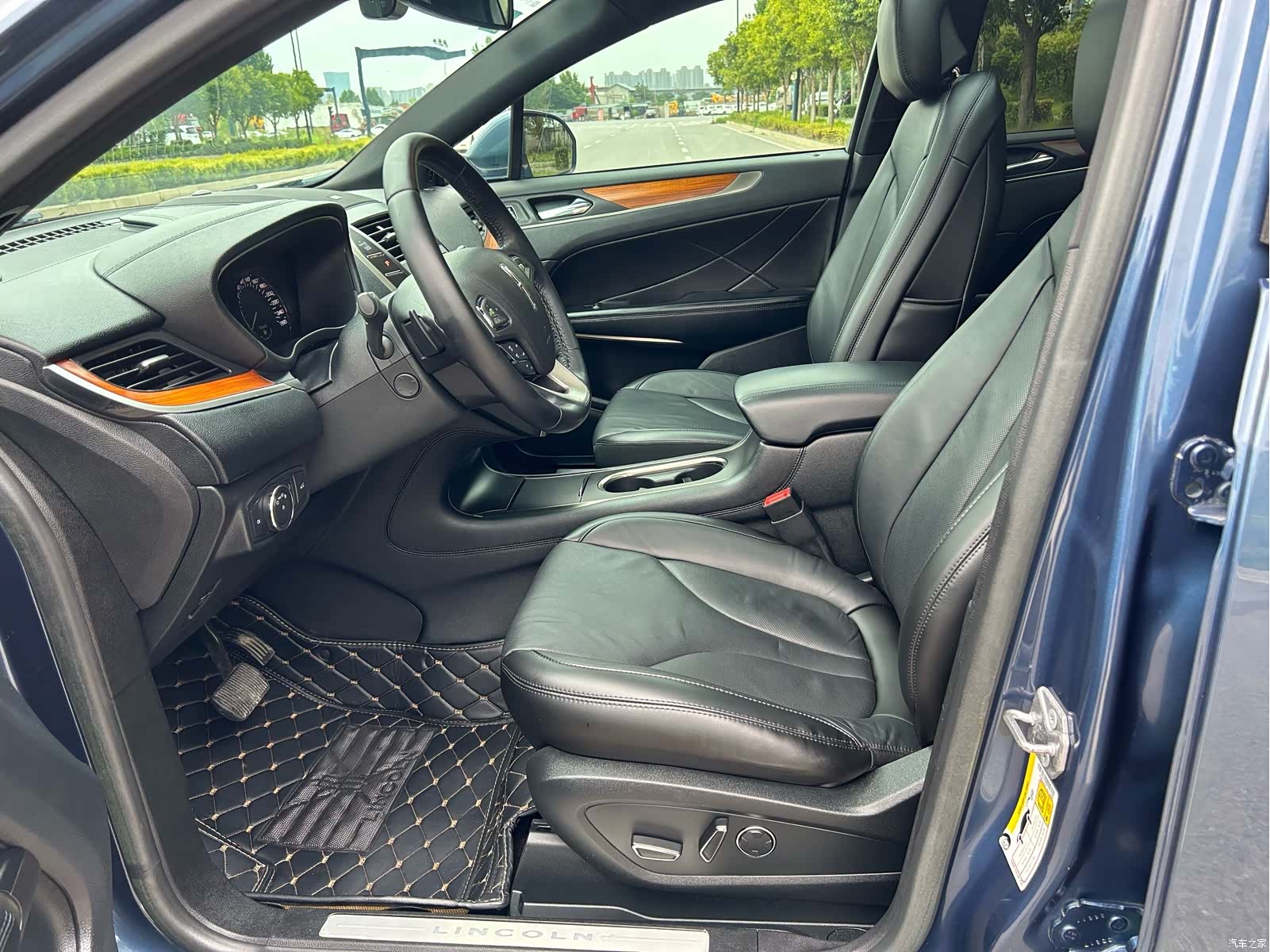 Lincoln MKC, 2019 6