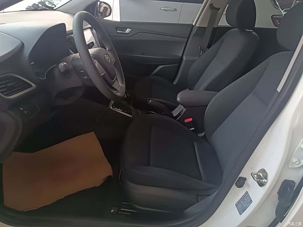 Hyundai GLS, 2018 11