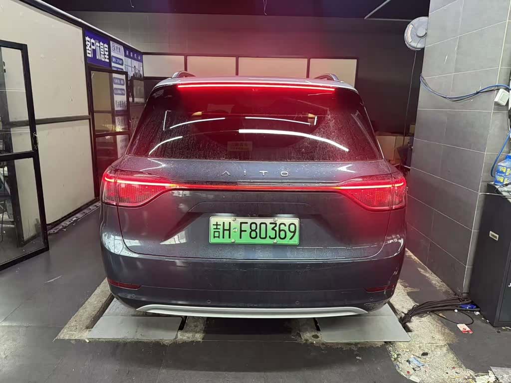 AITO M9, 2024 3