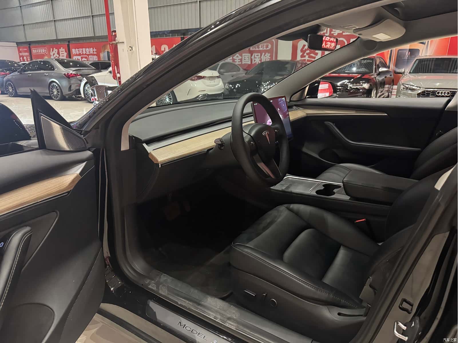 Tesla Model 3, 2023 7