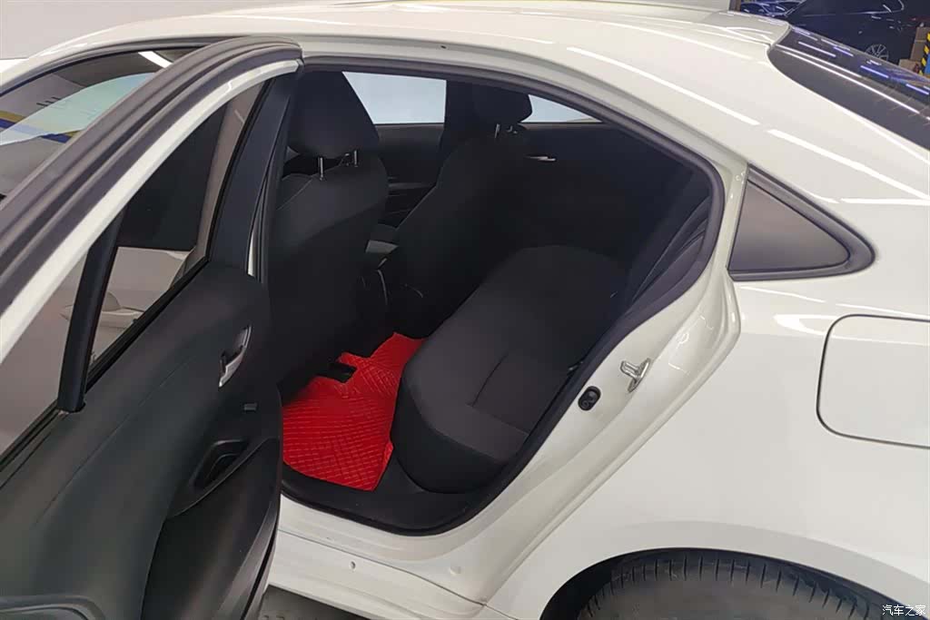 Toyota Corolla, 2019 11