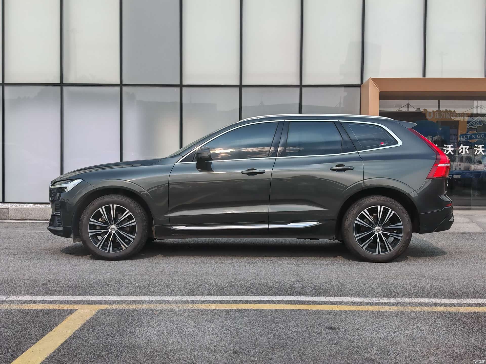 Volvo XC60, 2021 все фото