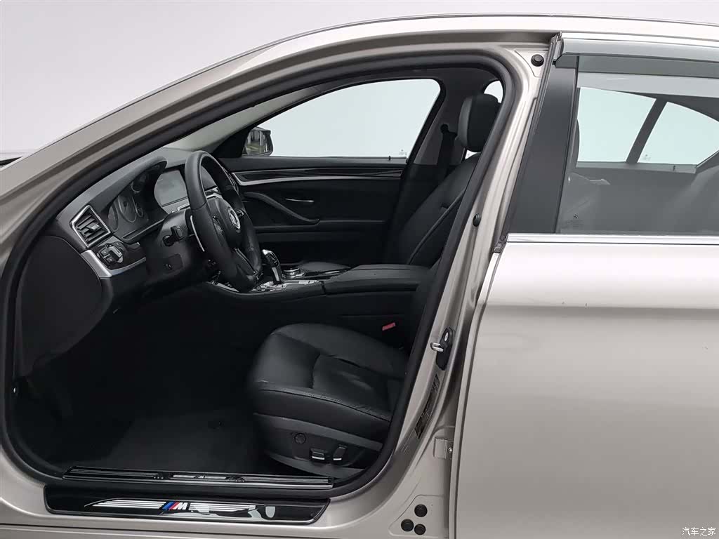 BMW 5 Series, 2013 10