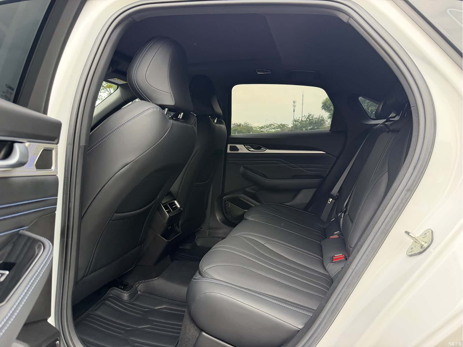 Geely Preface, 2025 все фото
