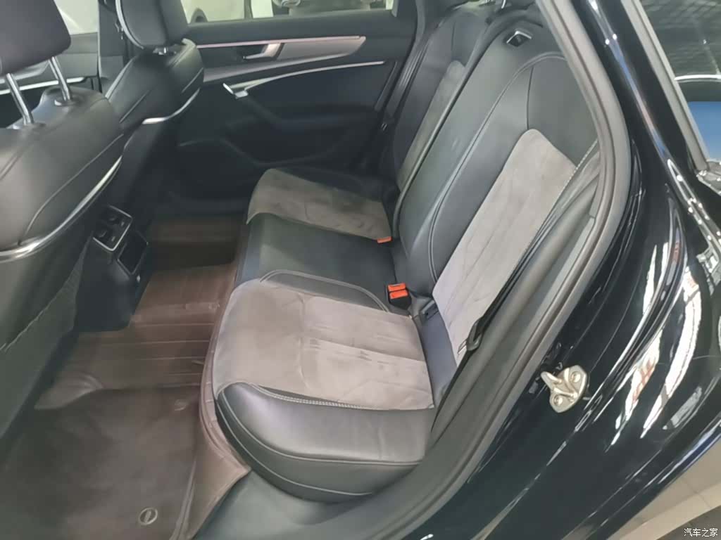 Audi A6L, 2021 13