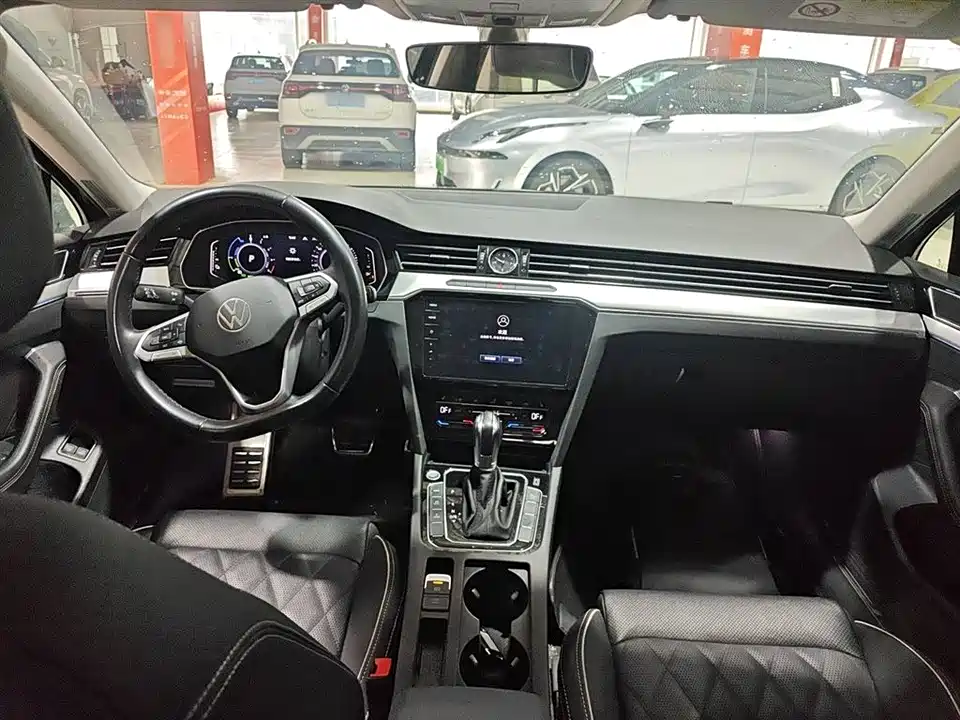 Volkswagen Magotan GTE