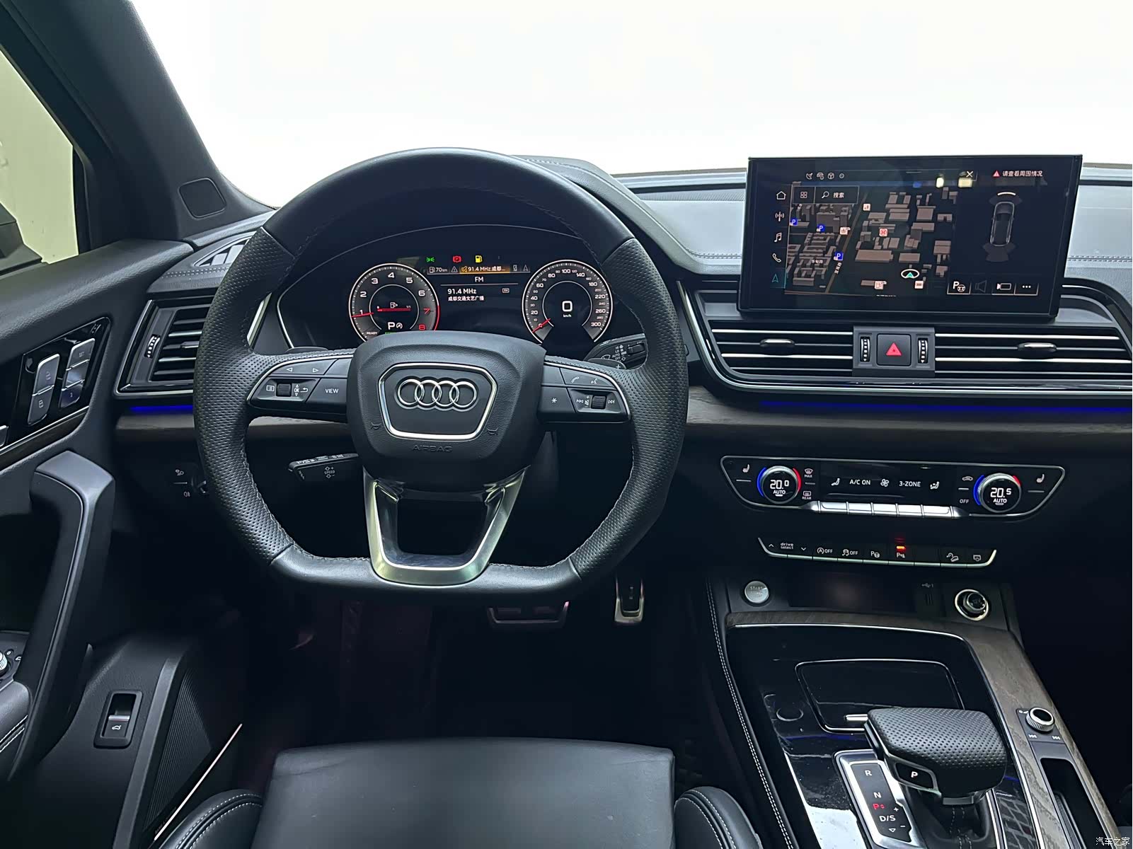 Audi Q5L, 2025 9