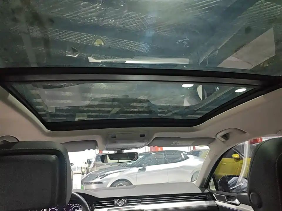 Volkswagen Magotan GTE