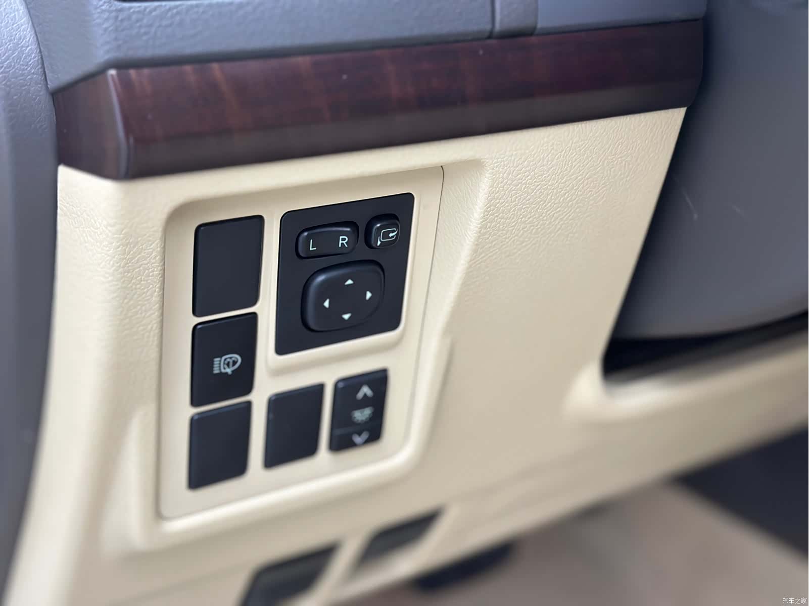 Toyota Prado, 2015 18