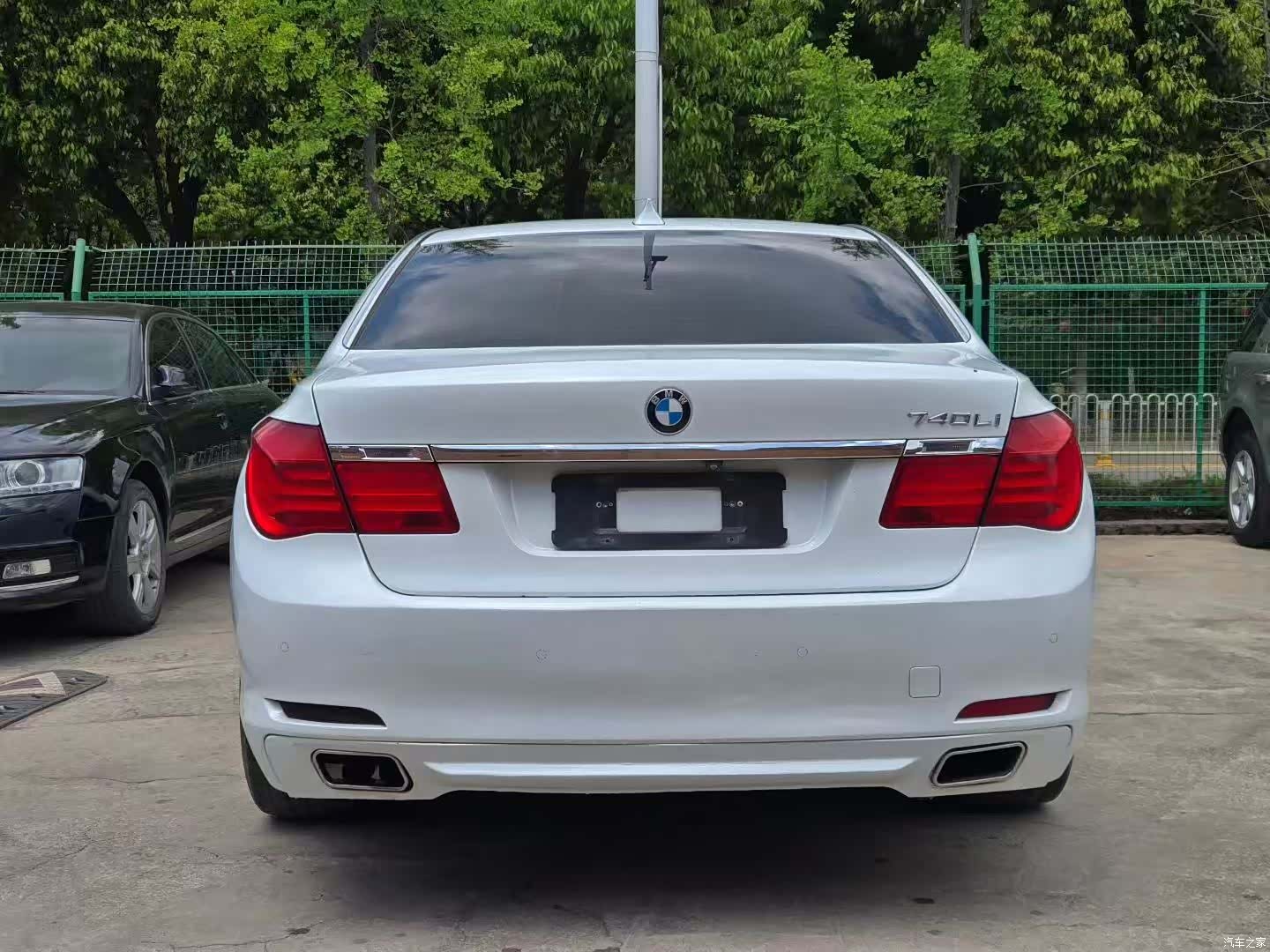 BMW 7 Series, 2011 8