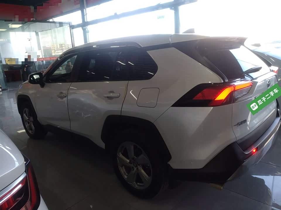 Toyota RAV4 Rongfang