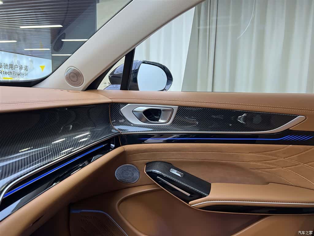 Hongqi H9, 2025 20