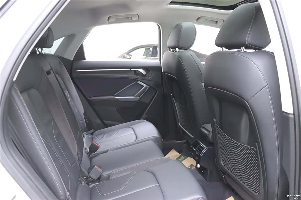 Audi Q3, 2022 15