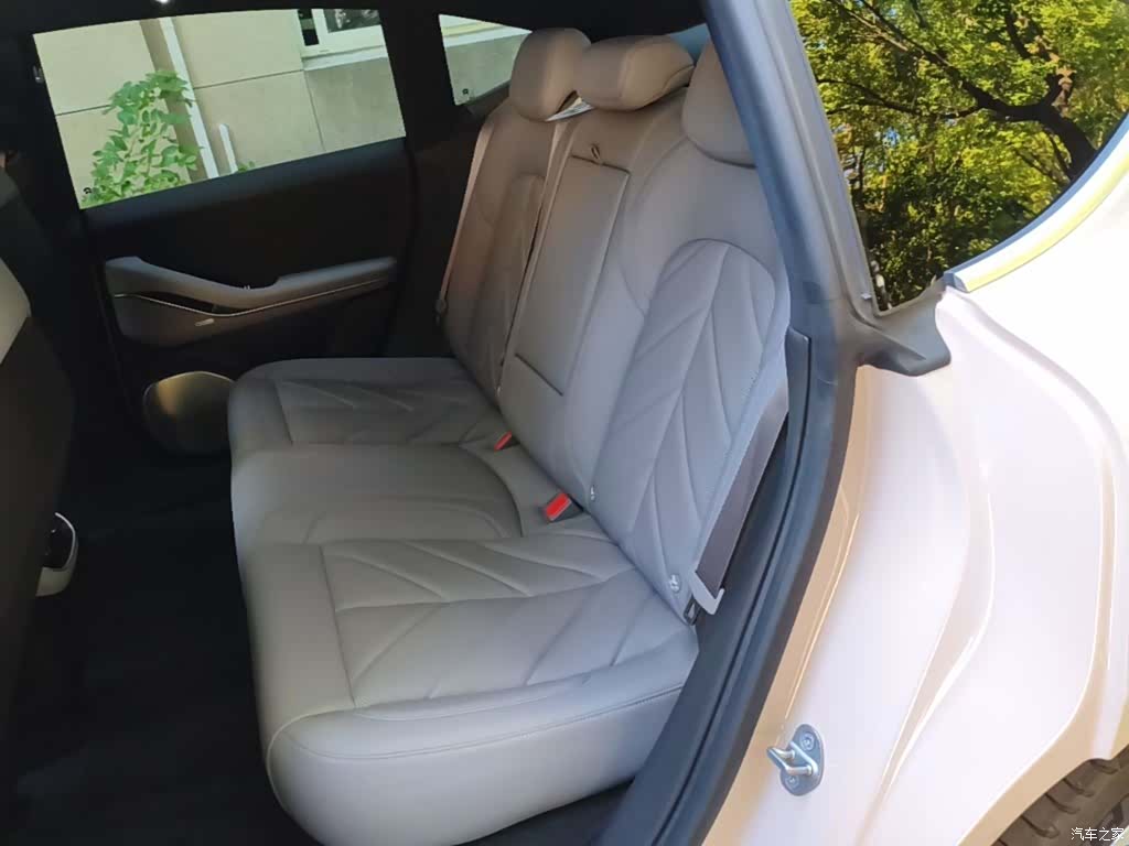 NIO ET5, 2025 13