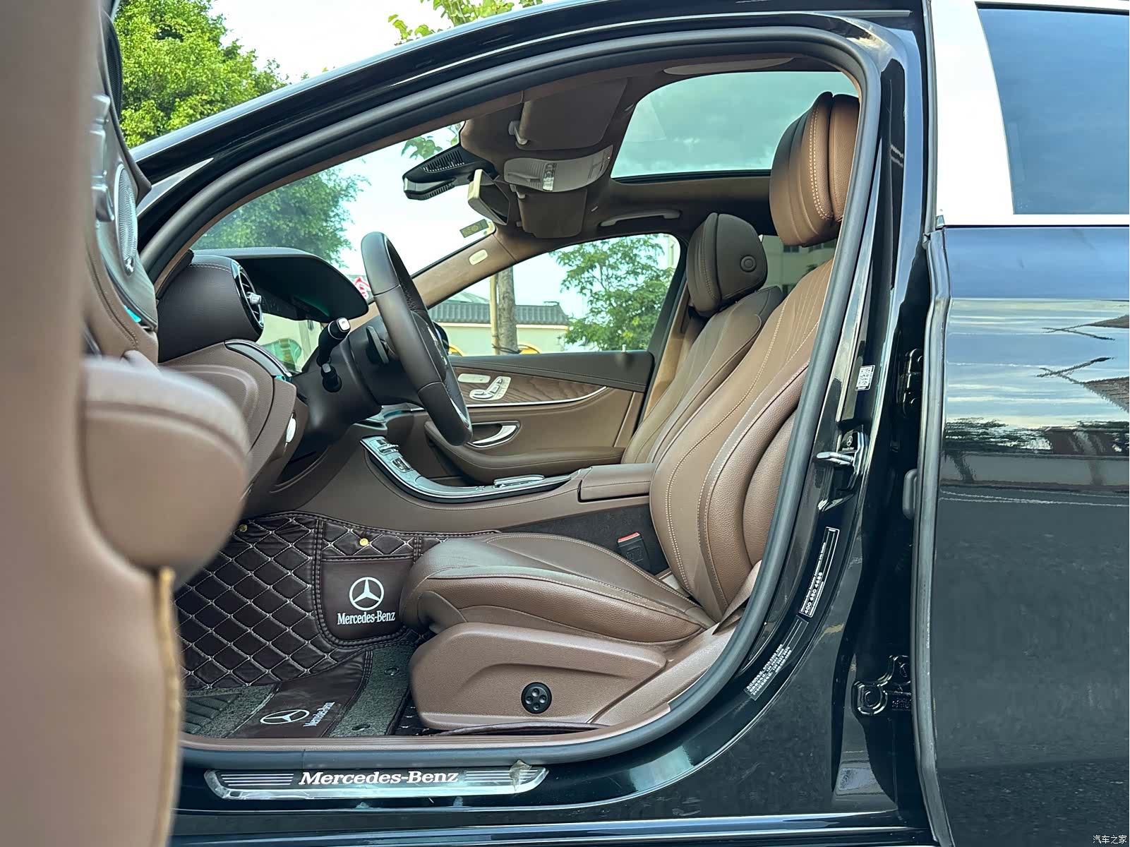 Mercedes-Benz E-Class, 2019 8