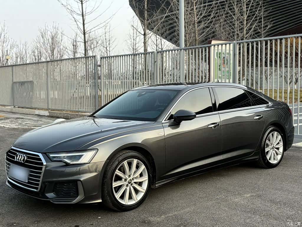 Audi A6L, 2022 1