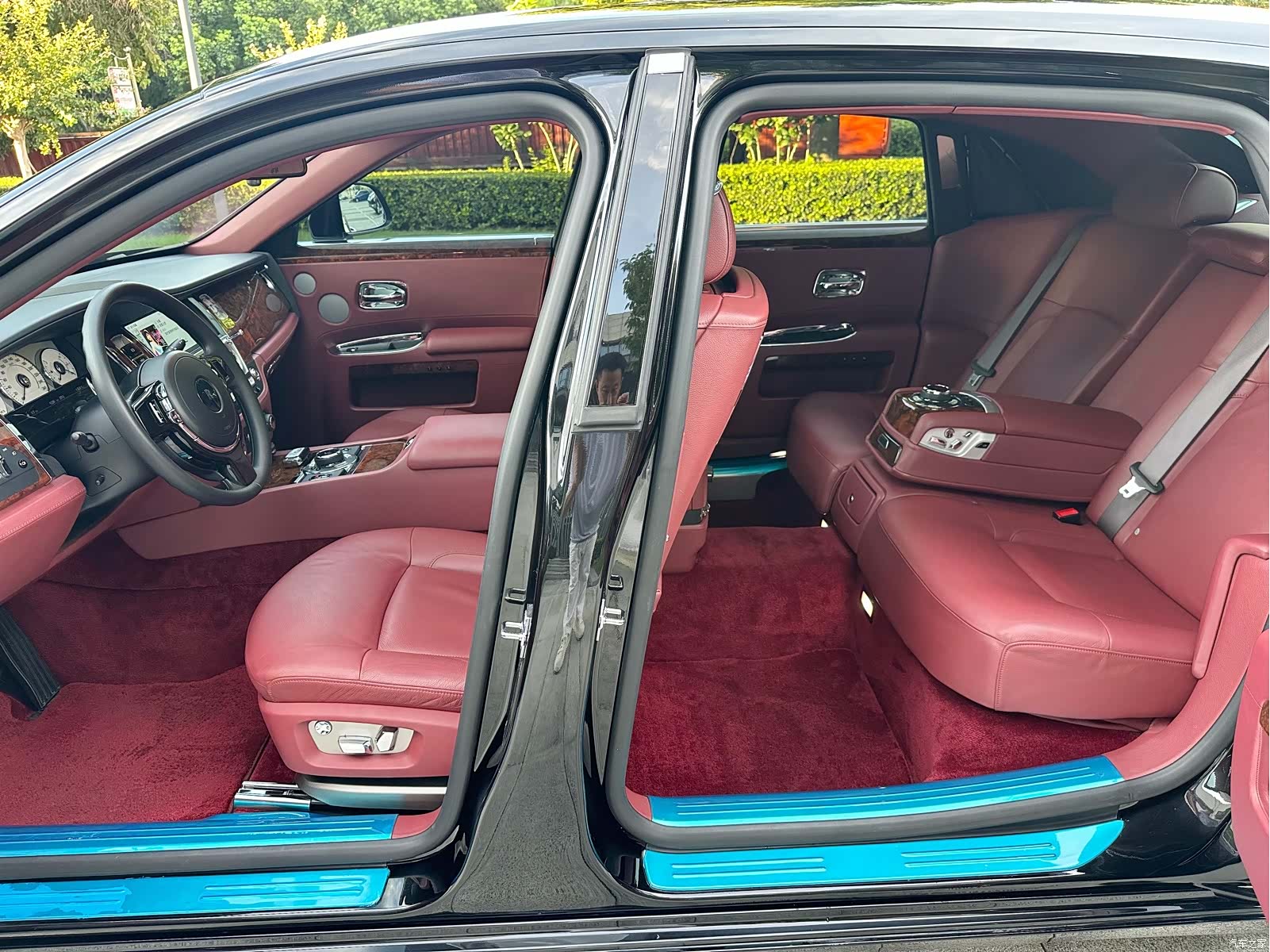 Rolls-Royce Ghost, 2014 7