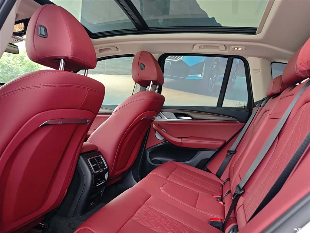 BMW X3, 2024 12