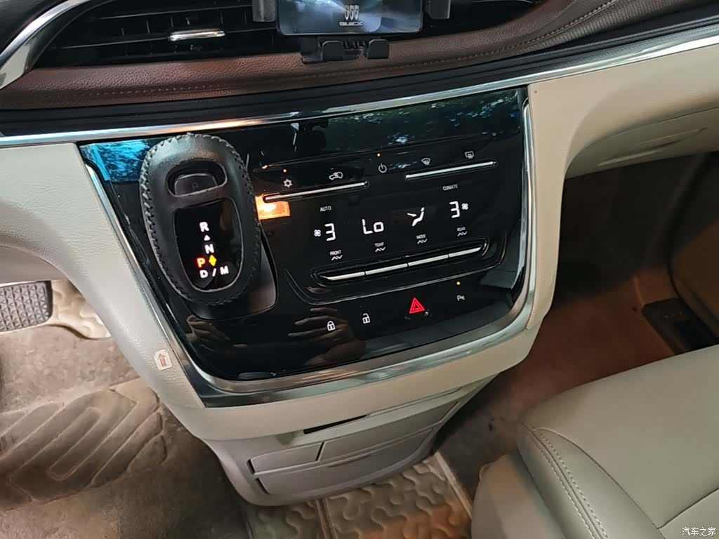 Buick GL8, 2023 14