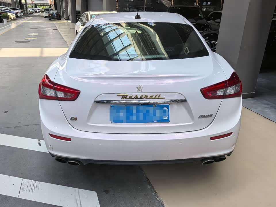 Maserati Ghibli Maserati Ghibli