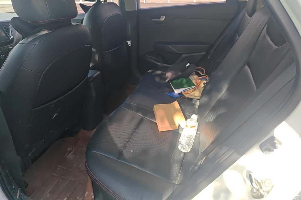 Hyundai GLS, 2017 11