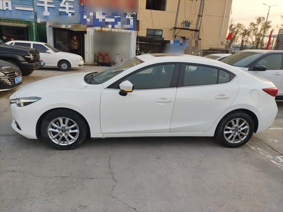 Mazda 3 Angkesaila