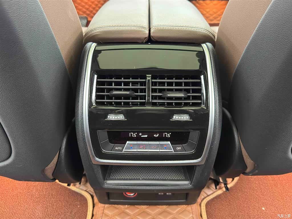 BMW X7, 2022 11