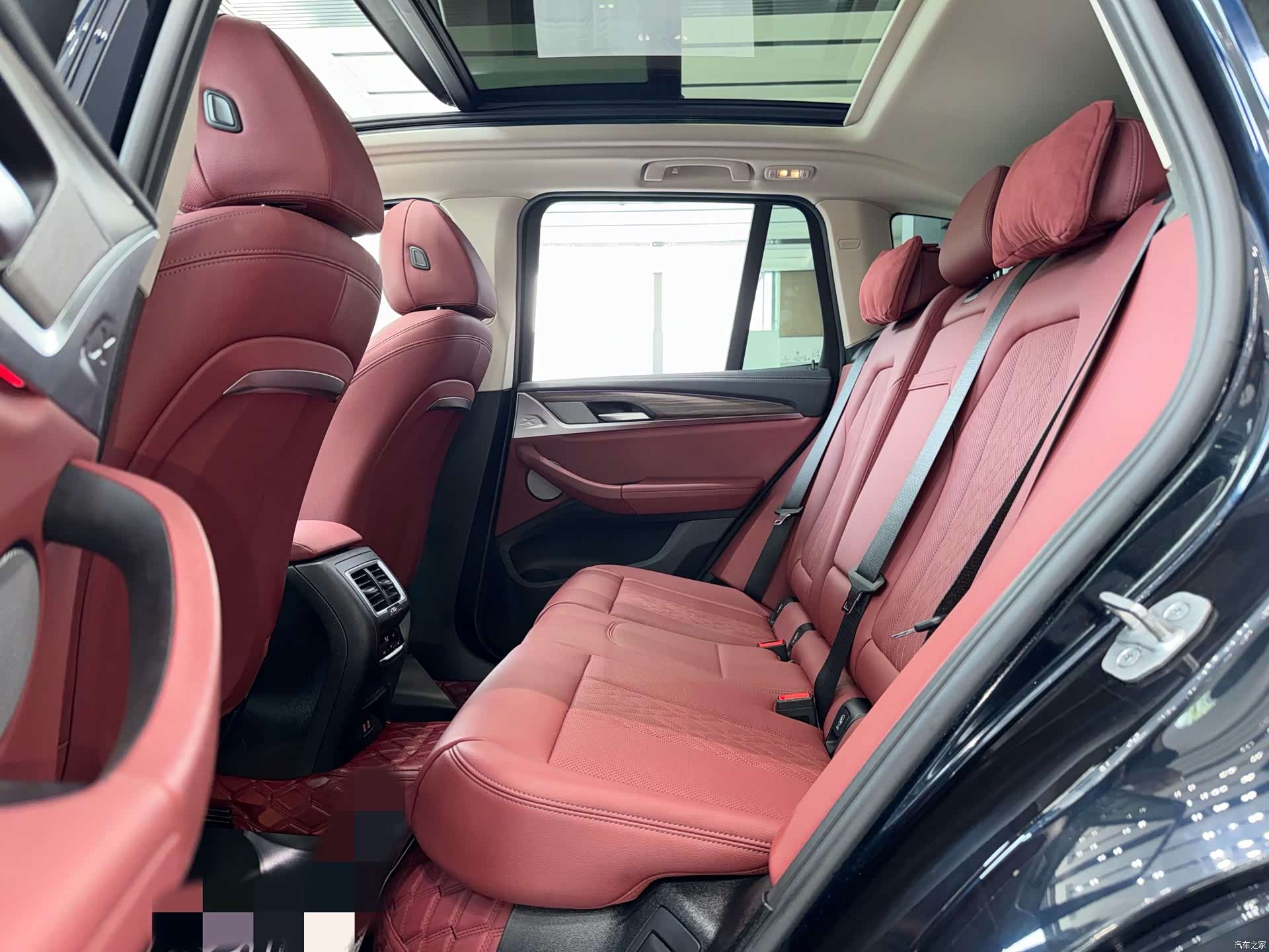 BMW X3, 2022 все фото