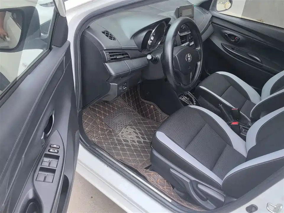 Toyota YARiS L Zhixuan