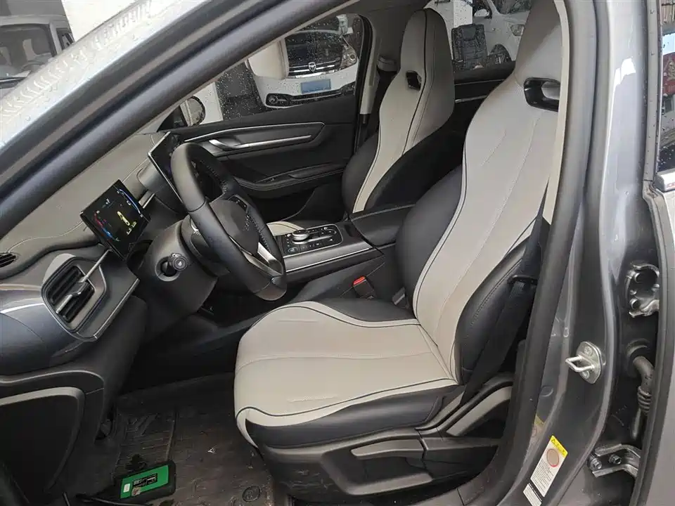 BYD Destroyer 05 BYD Destroyer 05