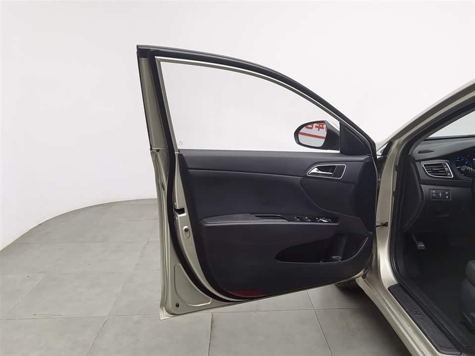 Hyundai Name picture